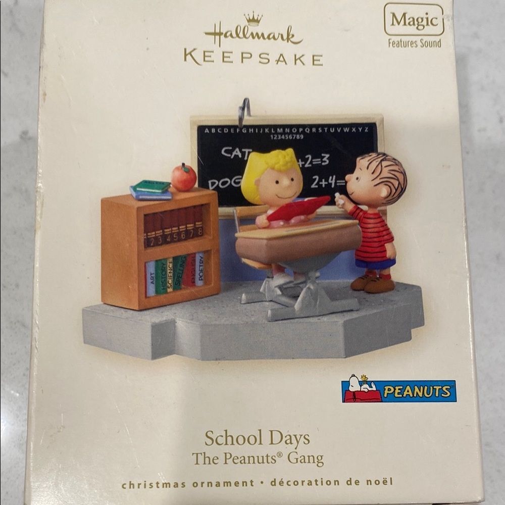 Hallmark Keepsake Peanuts School Days Ornament